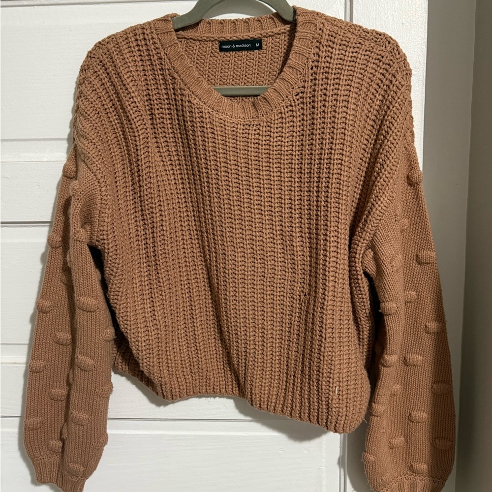 moon & madison cropped Textured Knit Sweater in Brown